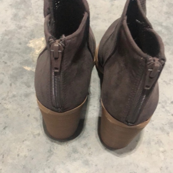 NWOT Jiffy Dolce Vita ankle boot - Picture 4 of 5